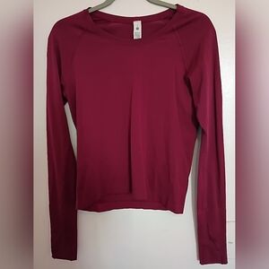 Lululemon Women's Swifty Tech  Long Sleeve Top - Burgundy Sz 8